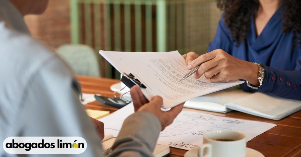 errores comunes que se deben evitar en un contrato de compraventa de vehículos